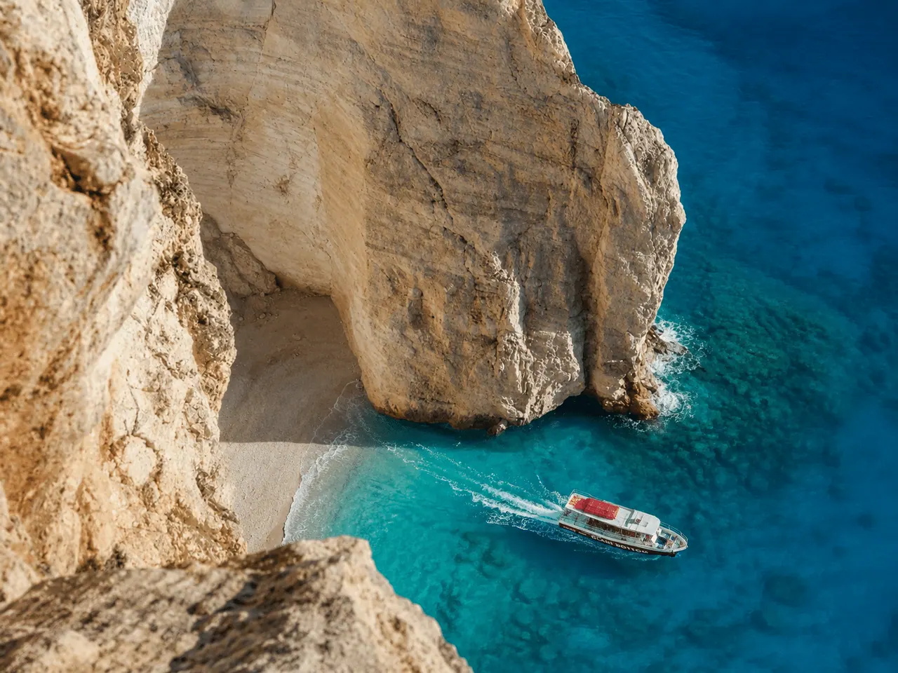 White Beach (Aspri Ammos)